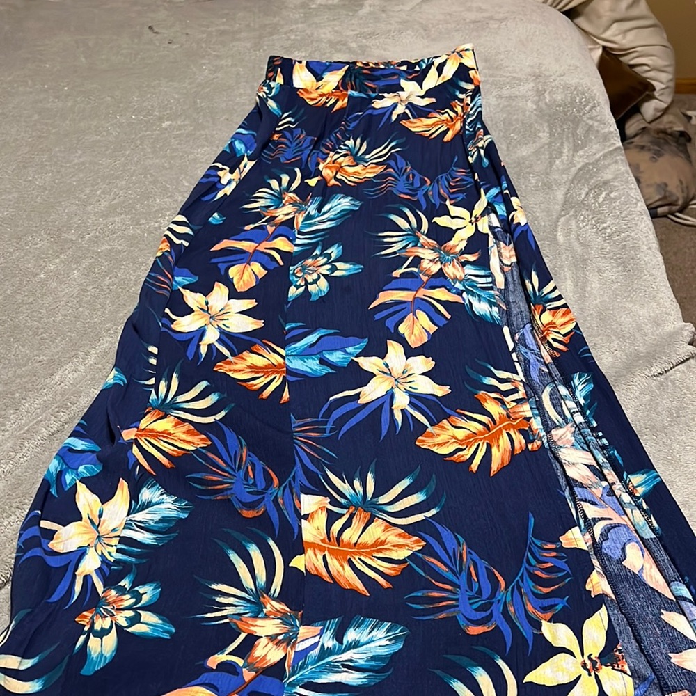 Worn once, fun floral Windsor skirt.  Elastic waste and high slit on left leg.